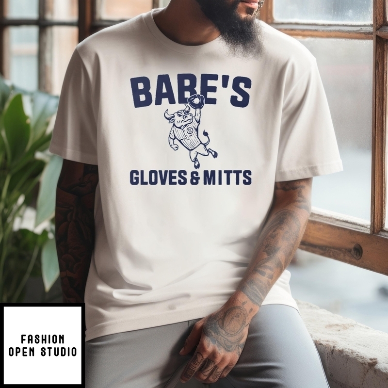 Babe’s Gloves & Mitts Buffalo Bulls T-shirt
