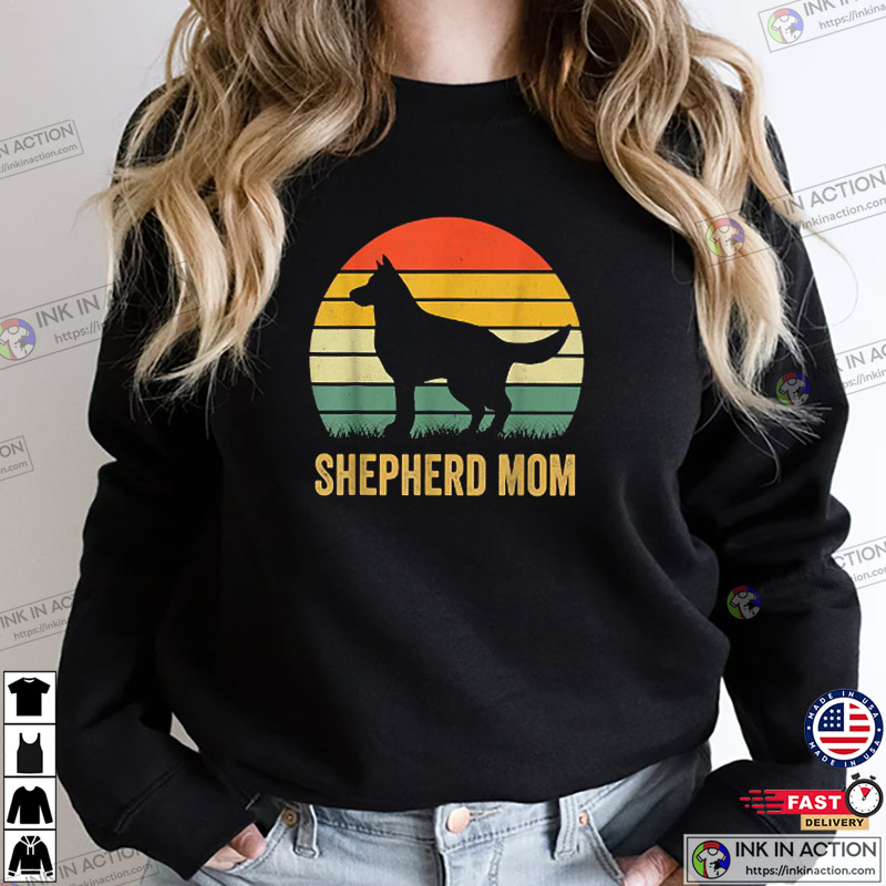 German Shepherd Mom Mother’s Day Retro T-shirt