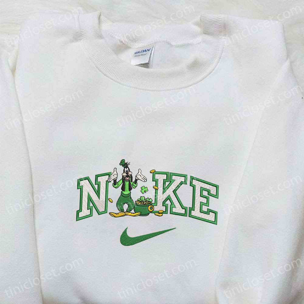Goofy With Shamrock Gold Pot X Nike Embroidered Shirt, Disney Characters Embroidered Shirt, Saint Patrick’s Day Embroidered Hoodie