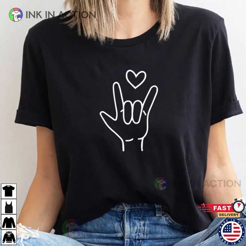 I Love You Hand Sign T-shirt, Ideas For Valentine’s Day Gifts