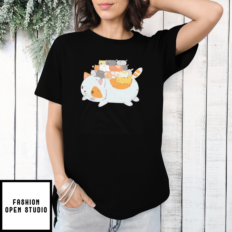 Mother’s Day Funny Gift Ideas Apparel Cat Mom Cuddle Pile T-shirt