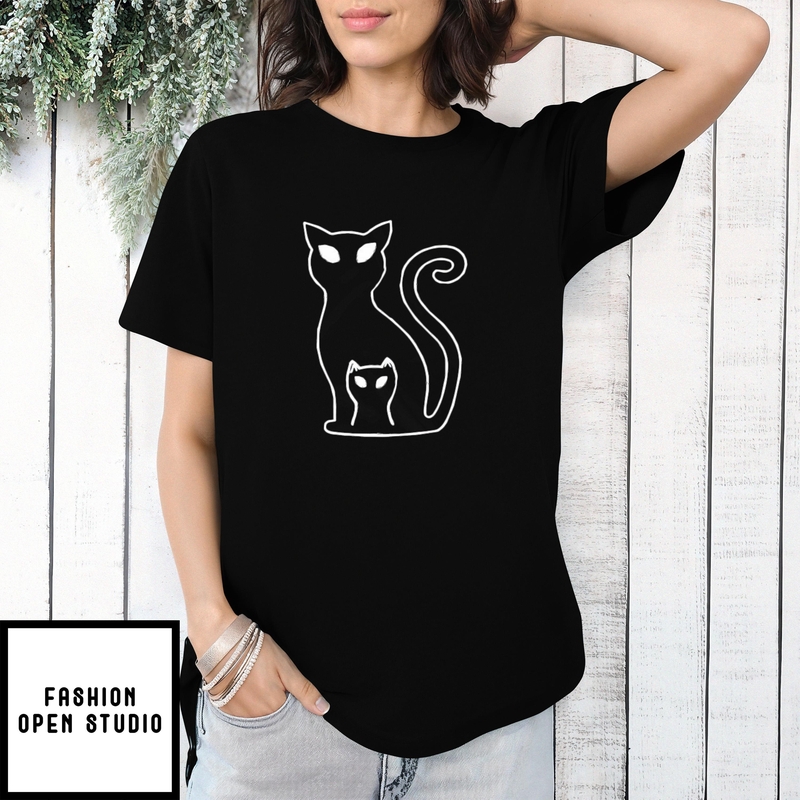 Mother’s Day Funny Gift Ideas Apparel Cat Mom Outline T-shirt
