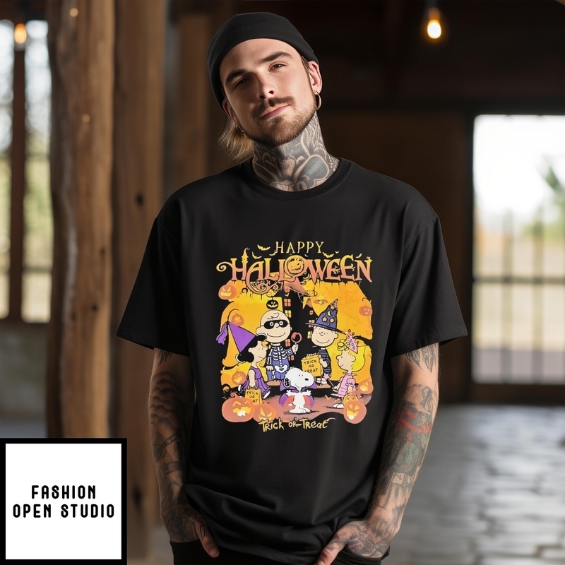 The Peanuts Snoopy & Gang Happy Halloween Trick Or Treat T-shirt