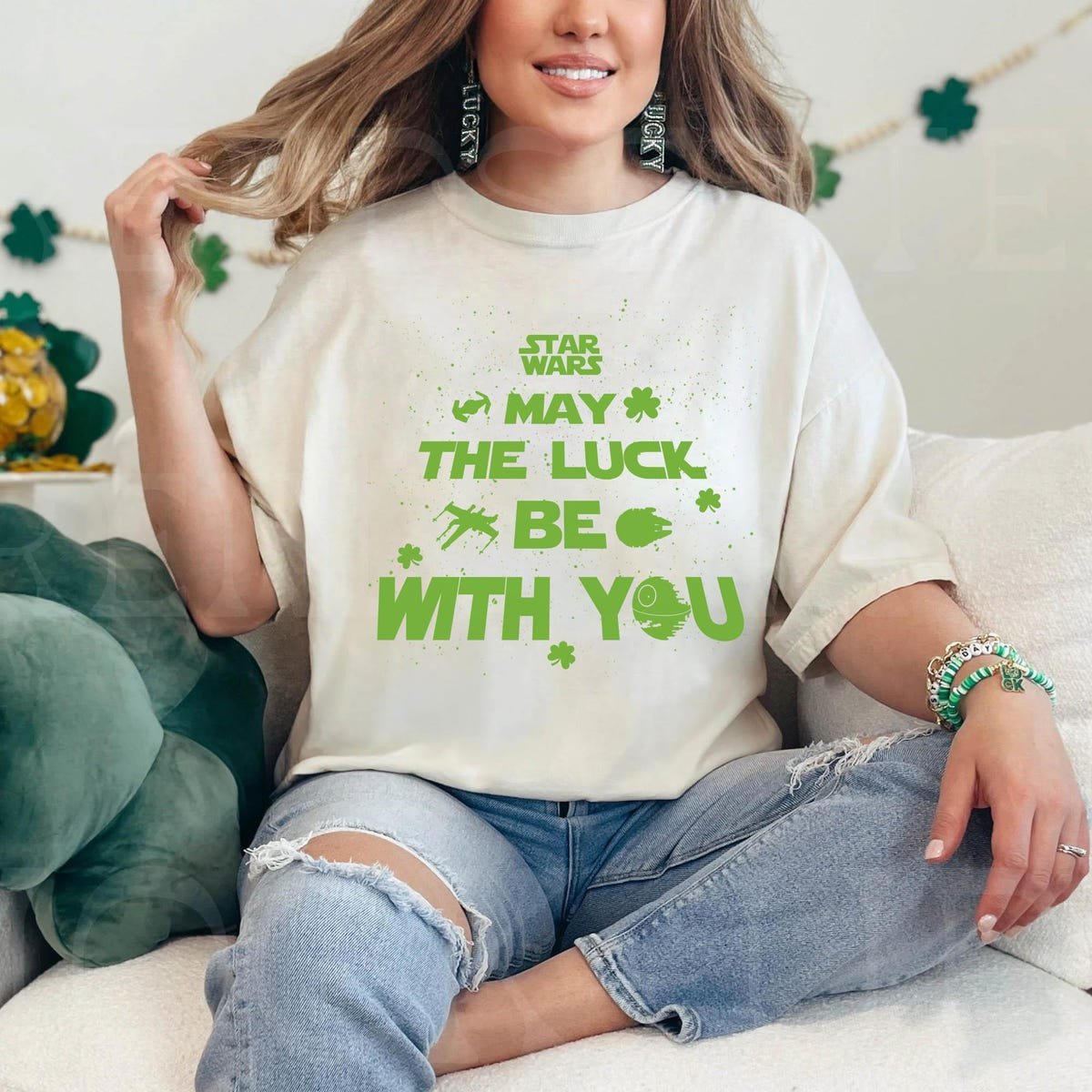 Vintage Star Wars St Patrick's Day Tshirt Disney Shamrock Design.jpg