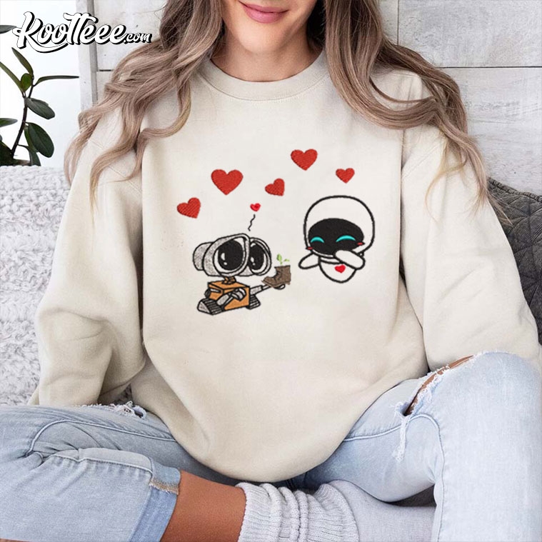 Wall E Lovely Droid Couple Valentine’s Day Embroidered Sweatshirt