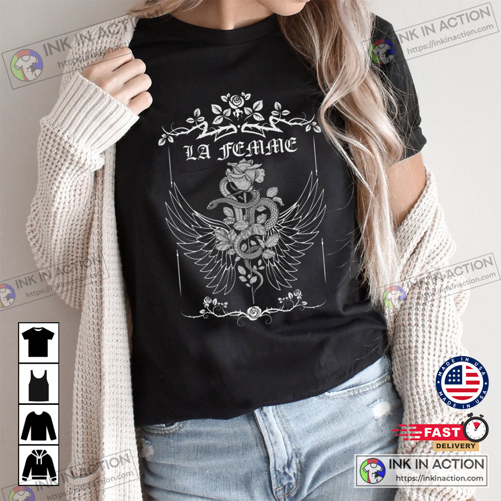 Yellow Stone Series – La Femme Mom Basic Shirt